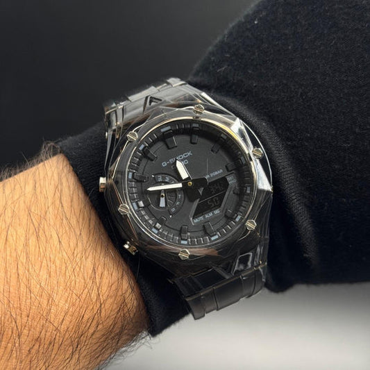 Gray helmet for bikers