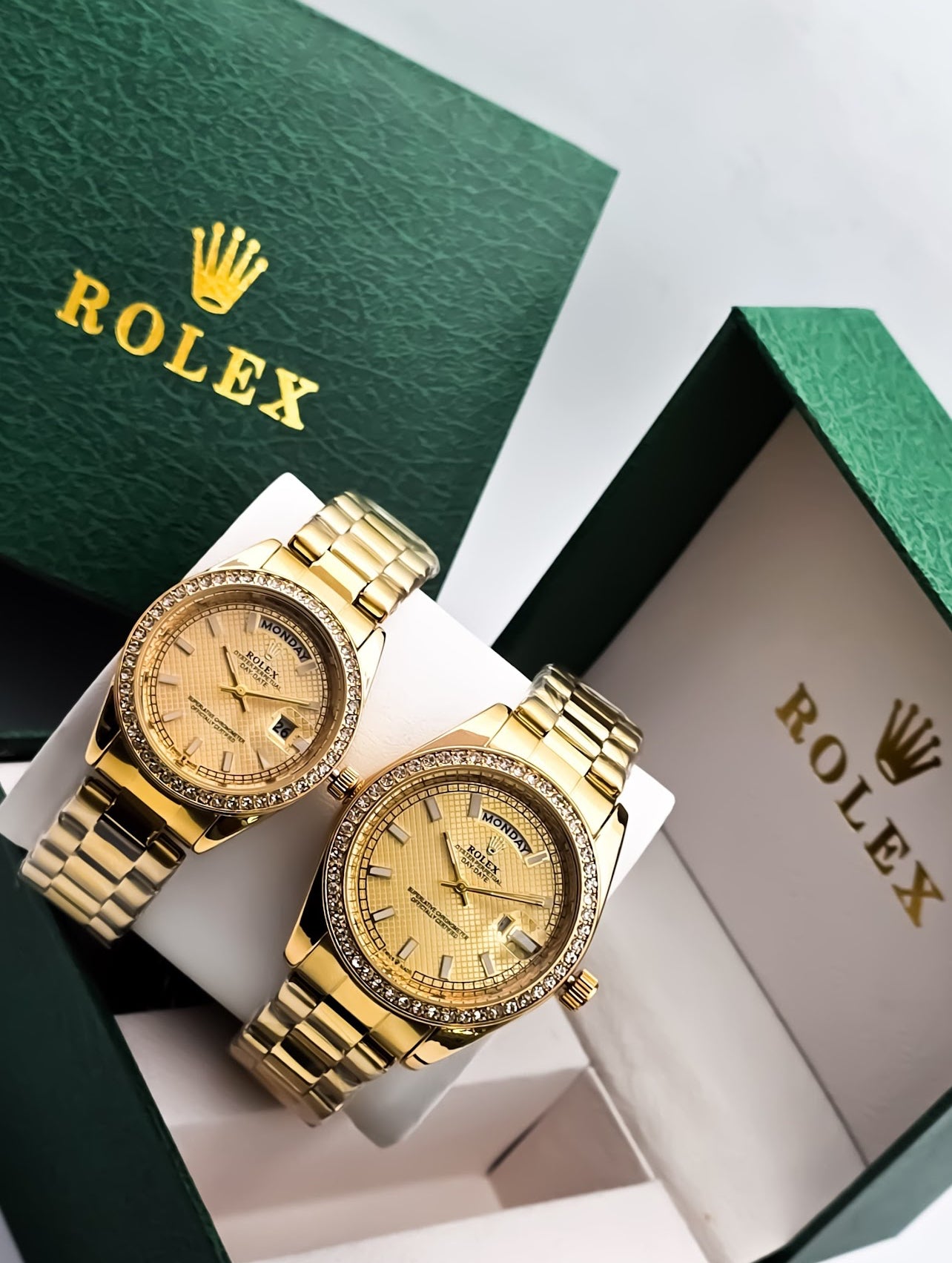 Rolex en pareja Dorado Brillante