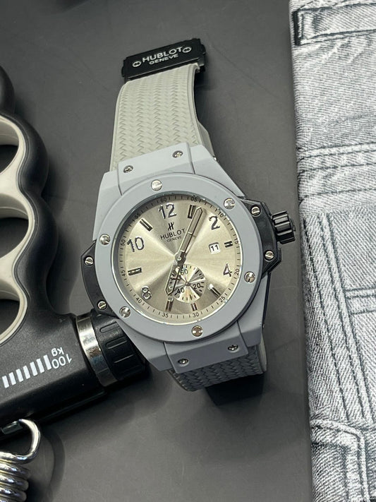 Gray helmet for bikers