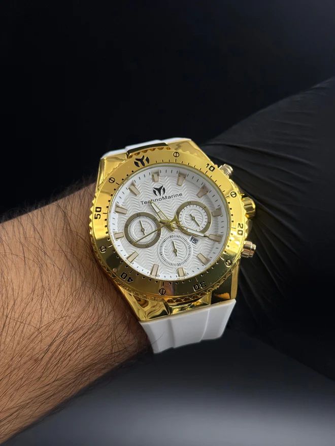 Gray helmet for bikers