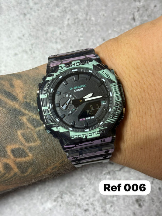 Gray helmet for bikers