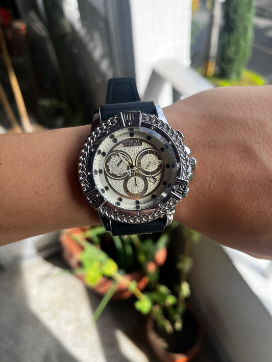 Gray helmet for bikers