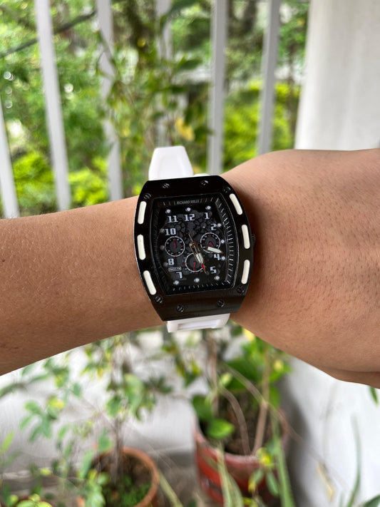 Gray helmet for bikers