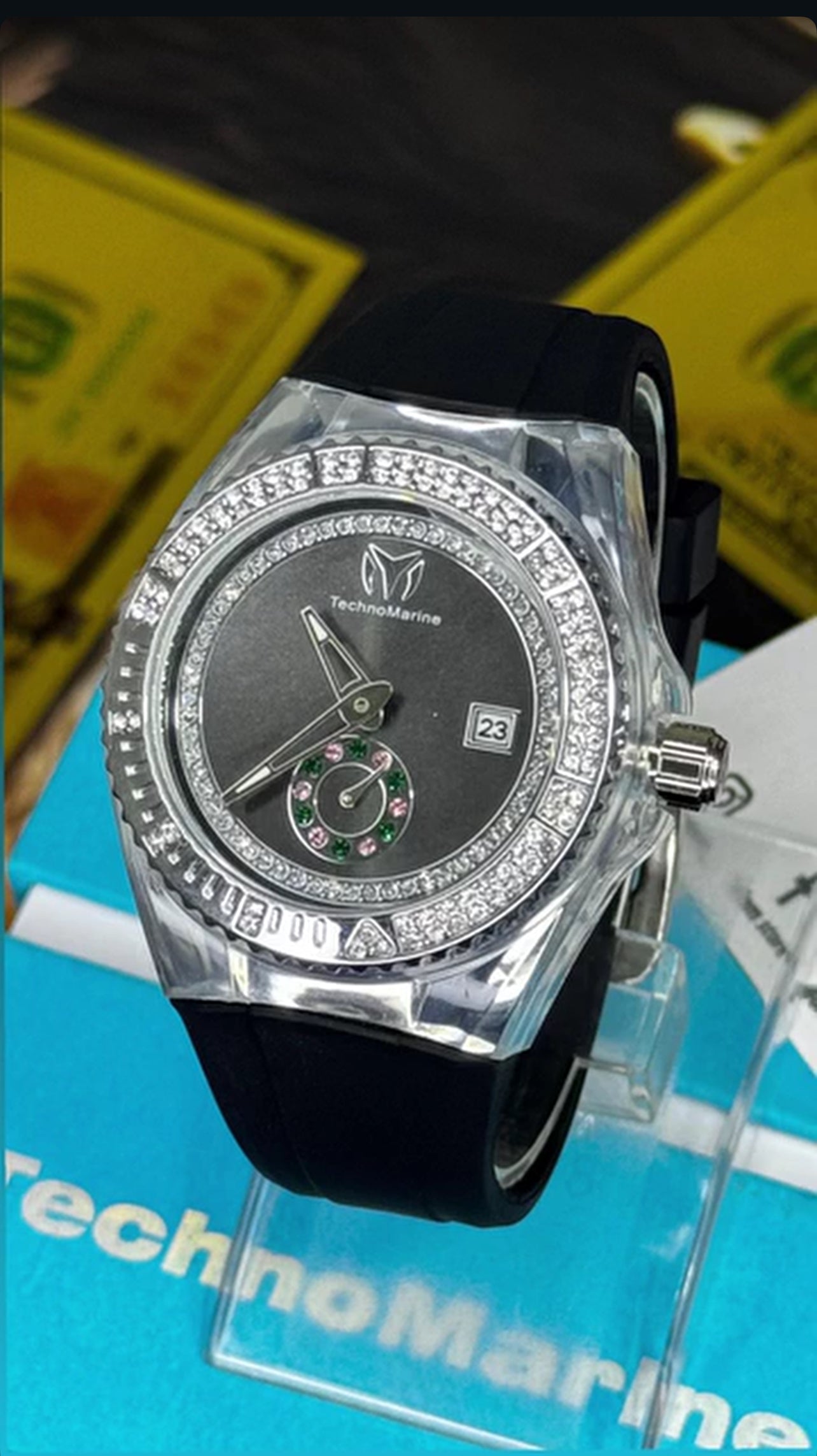 Techno Brillante Negro mini