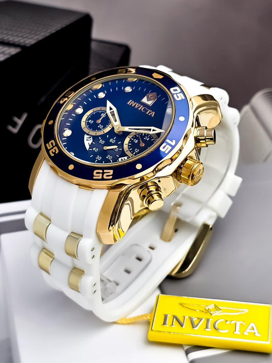 Invicta Blanco Fondo azul