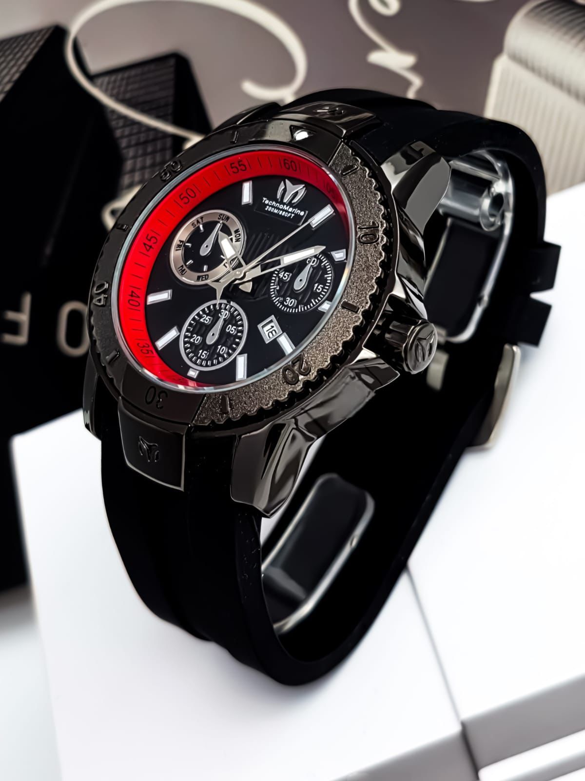 TechnoMarine Monster Rojo